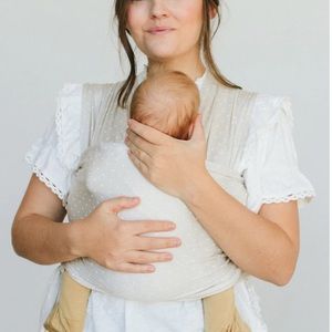 Solly Baby wrap oat dot